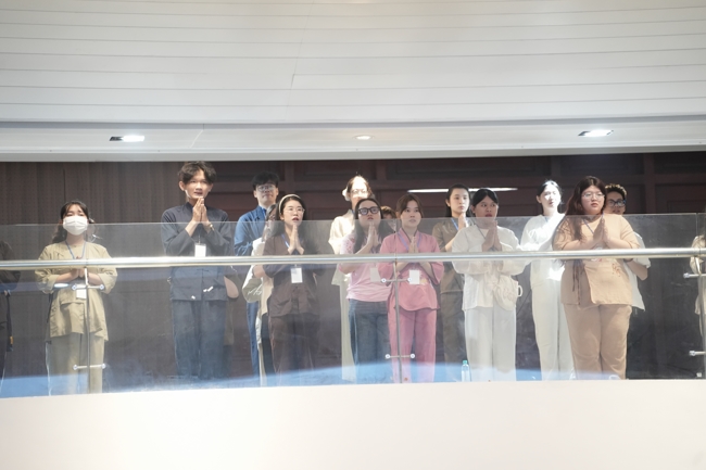 Khoá tu sinh viên Hướng về Phật pháp.