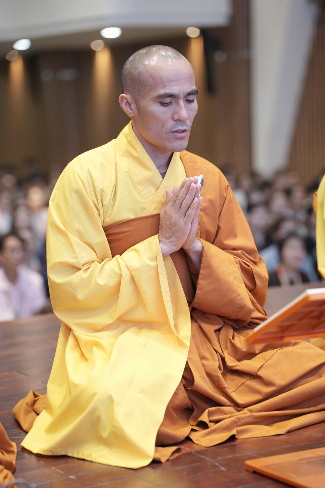 Khoá tu sinh viên Hướng về Phật pháp.