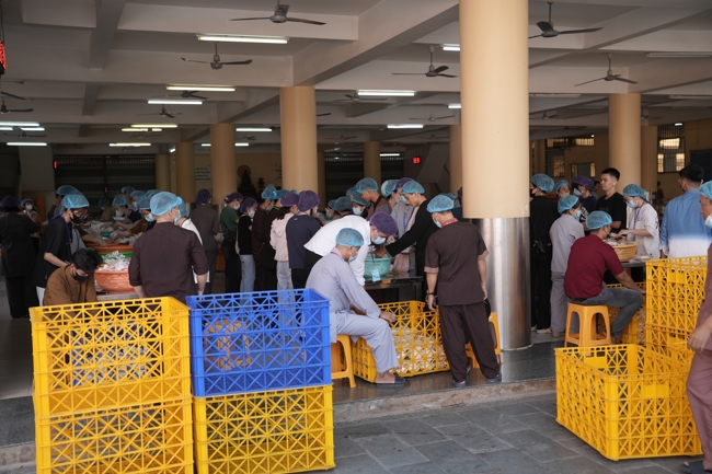 Khoá tu sinh viên Hướng về Phật pháp.