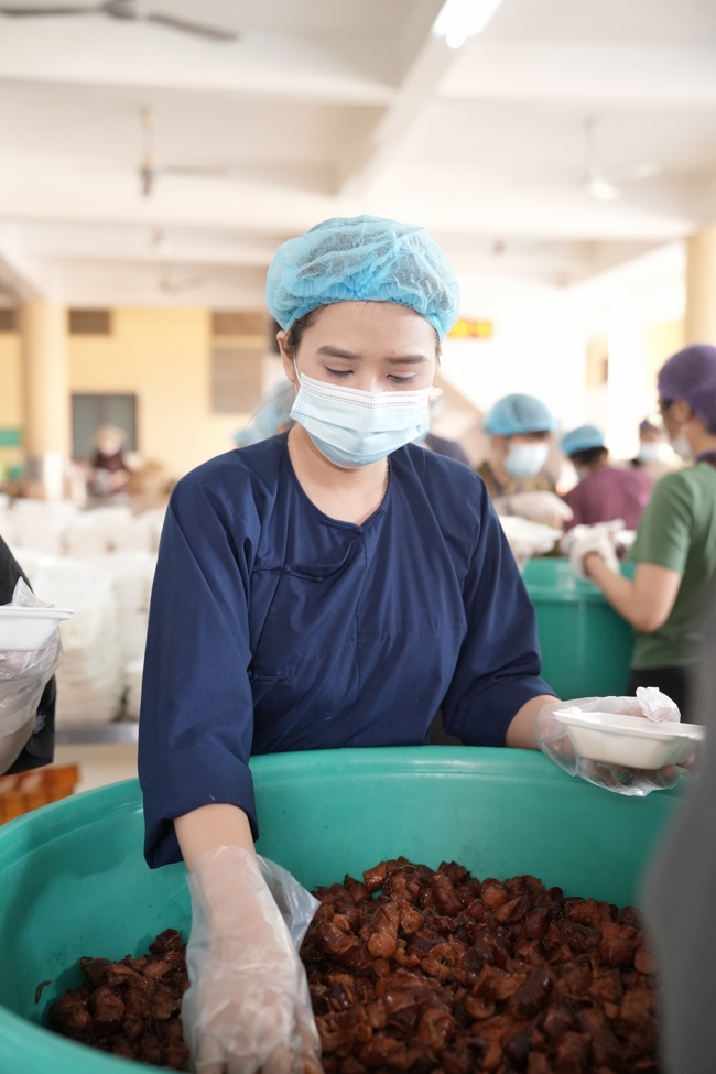 Khoá tu sinh viên Hướng về Phật pháp.