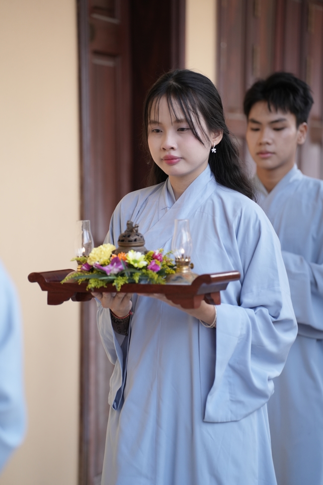 Khoá tu sinh viên Hướng về Phật pháp.