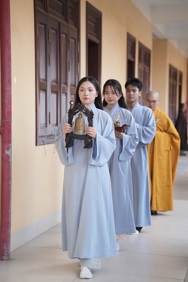 Khoá tu sinh viên Hướng về Phật pháp.