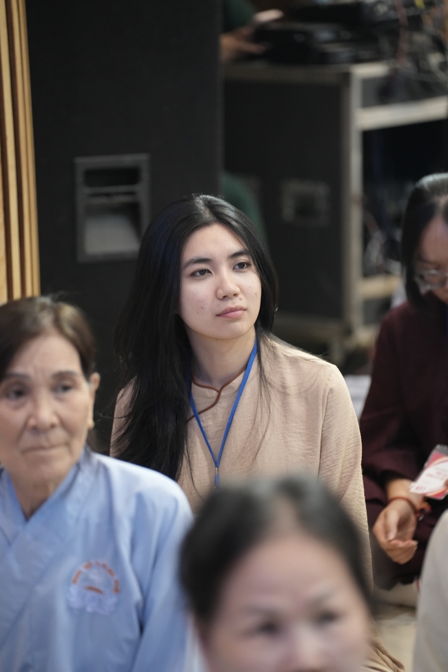 Khoá tu sinh viên Hướng về Phật pháp.