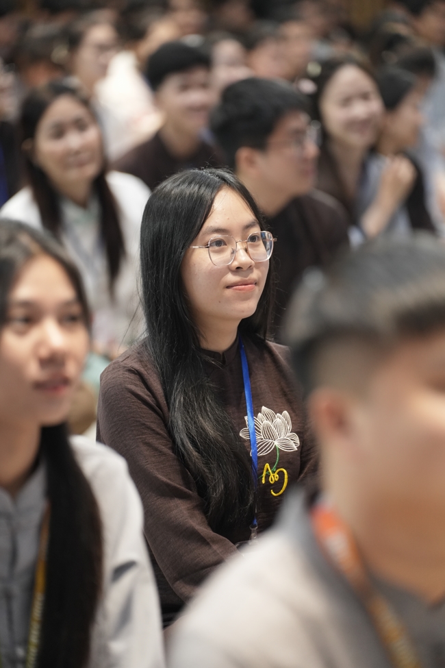 Khoá tu sinh viên Hướng về Phật pháp.