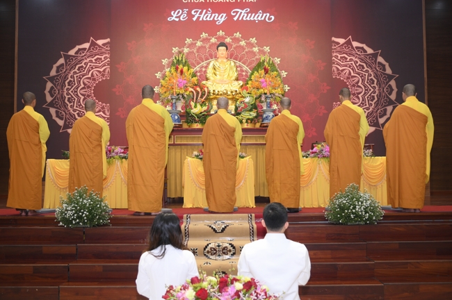 Wedding Ceremony at the pagoda