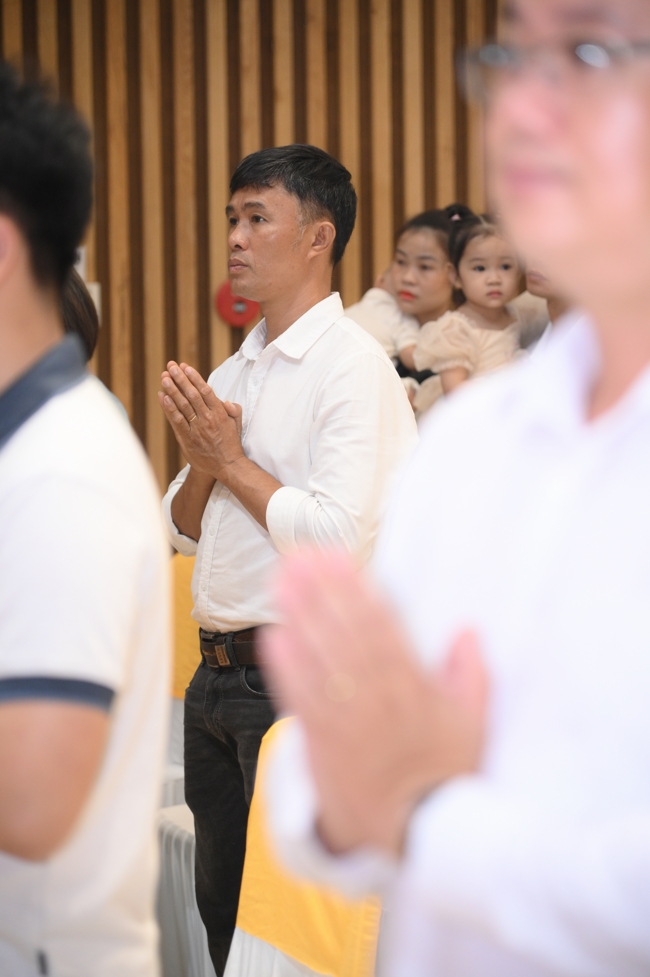 Wedding Ceremony at the pagoda