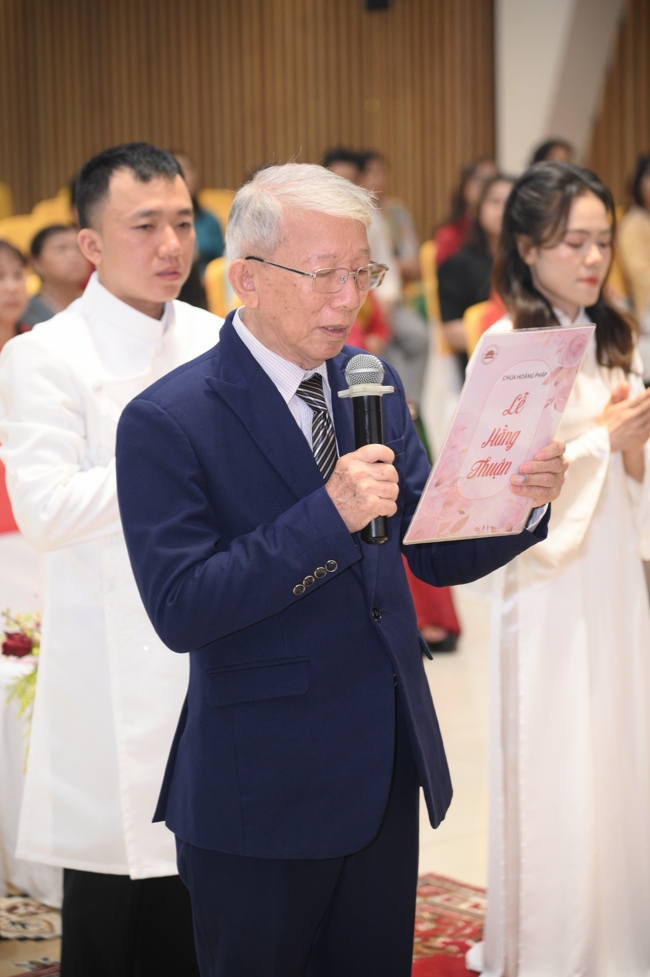 Wedding Ceremony at the pagoda