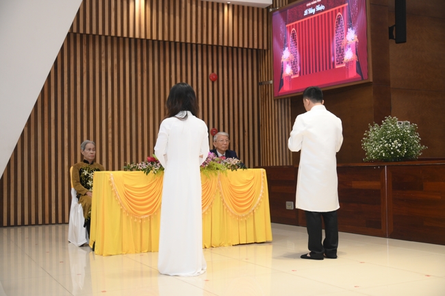 Wedding Ceremony at the pagoda