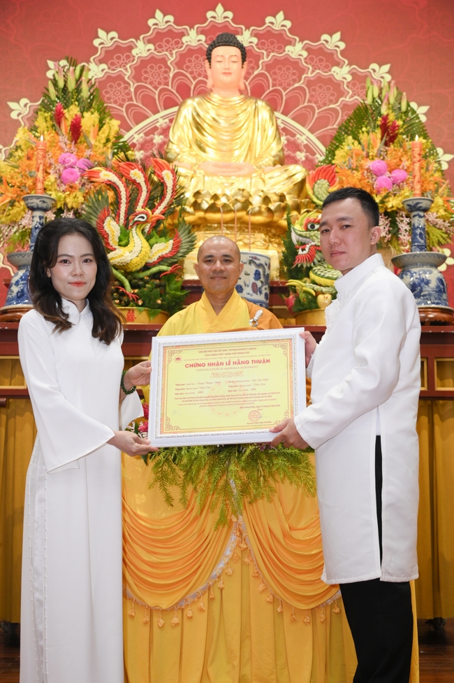 Wedding Ceremony at the pagoda