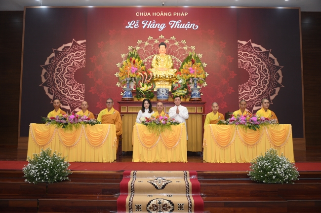 Wedding Ceremony at the pagoda