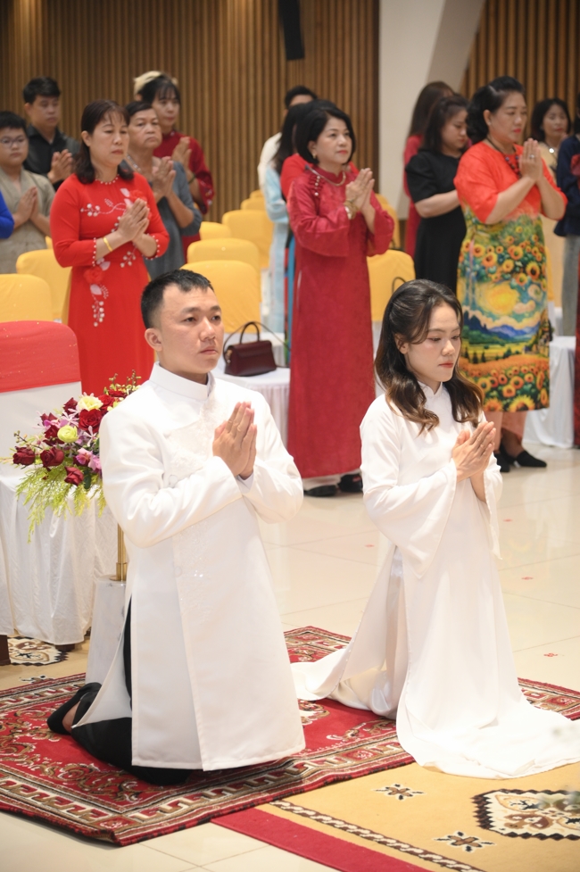 Wedding Ceremony at the pagoda