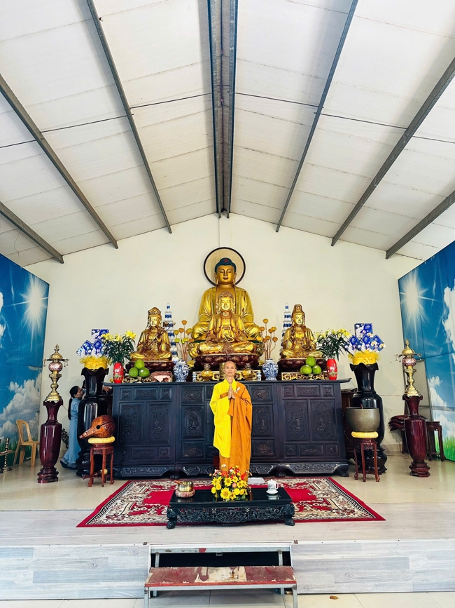 CHÙA ĐỐNG CAO - THANH HOÁ: KHAI KHOÁ TU NIỆM PHẬT MỘT NGÀY ĐẦU NĂM BÍNH NGỌ.