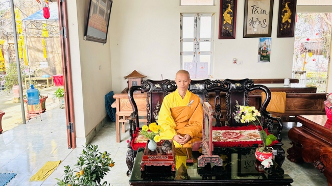 CHÙA ĐỐNG CAO - THANH HOÁ: KHAI KHOÁ TU NIỆM PHẬT MỘT NGÀY ĐẦU NĂM BÍNH NGỌ.