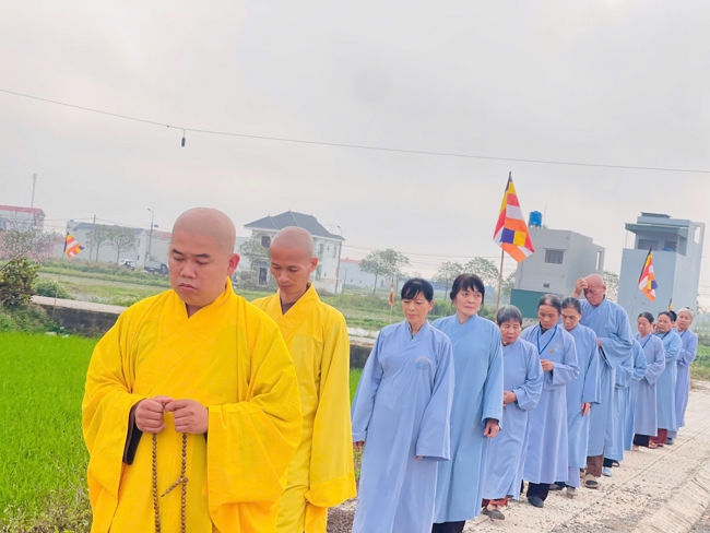 CHÙA ĐỐNG CAO - THANH HOÁ: KHAI KHOÁ TU NIỆM PHẬT MỘT NGÀY ĐẦU NĂM BÍNH NGỌ.