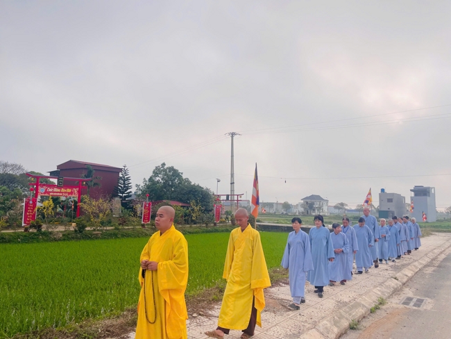CHÙA ĐỐNG CAO - THANH HOÁ: KHAI KHOÁ TU NIỆM PHẬT MỘT NGÀY ĐẦU NĂM BÍNH NGỌ.