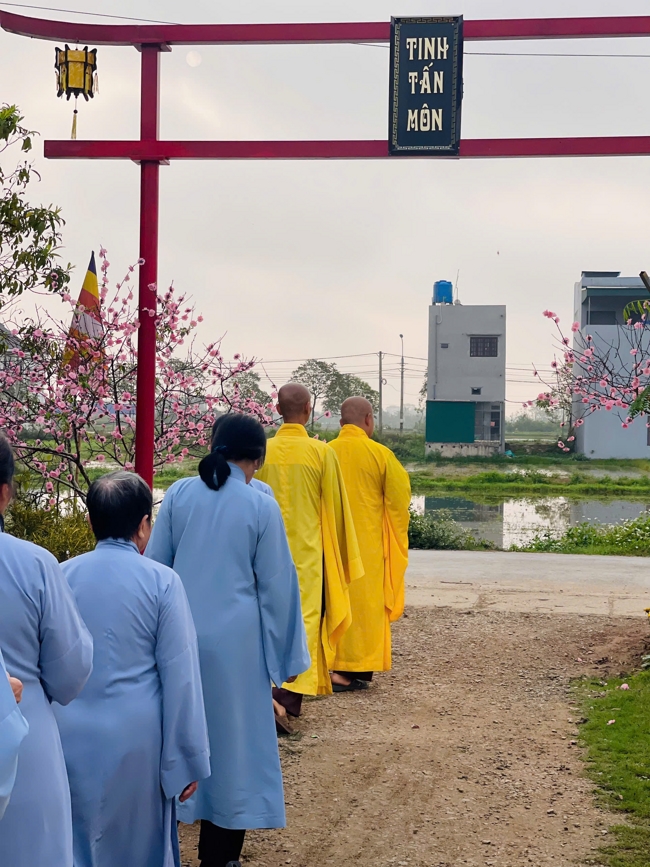 CHÙA ĐỐNG CAO - THANH HOÁ: KHAI KHOÁ TU NIỆM PHẬT MỘT NGÀY ĐẦU NĂM BÍNH NGỌ.