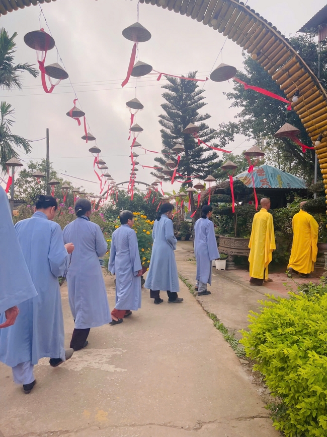 CHÙA ĐỐNG CAO - THANH HOÁ: KHAI KHOÁ TU NIỆM PHẬT MỘT NGÀY ĐẦU NĂM BÍNH NGỌ.