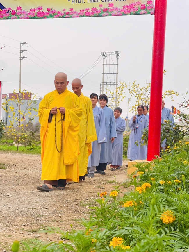 CHÙA ĐỐNG CAO - THANH HOÁ: KHAI KHOÁ TU NIỆM PHẬT MỘT NGÀY ĐẦU NĂM BÍNH NGỌ.