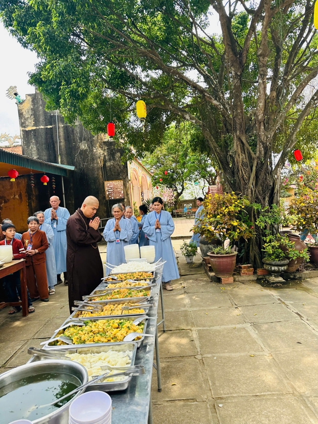 CHÙA ĐỐNG CAO - THANH HOÁ: KHAI KHOÁ TU NIỆM PHẬT MỘT NGÀY ĐẦU NĂM BÍNH NGỌ.