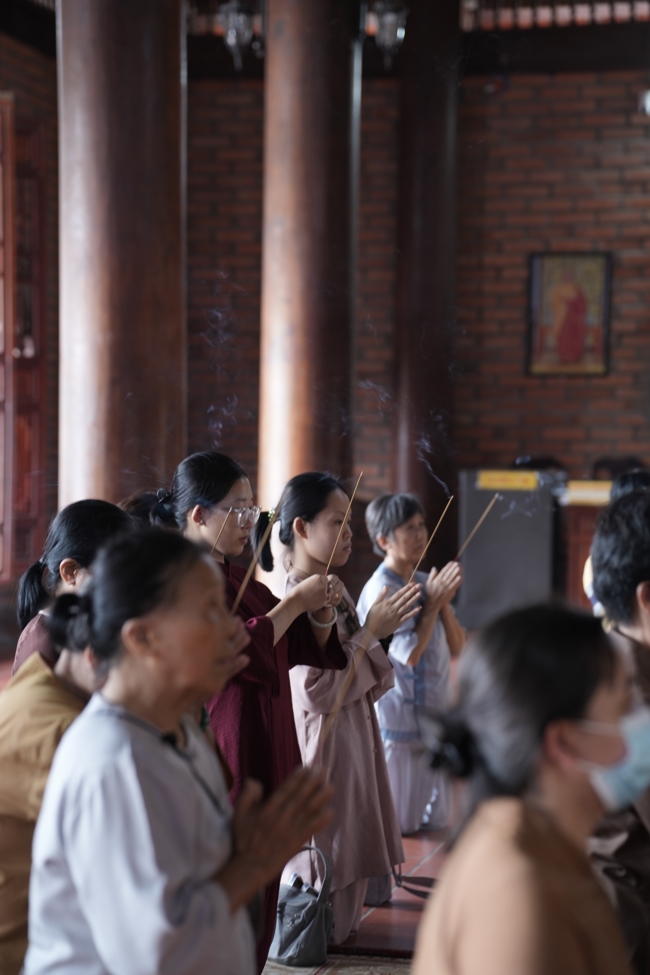 Chuyến hành hương đầu năm Bính Ngọ của Phật tử công quả nội tự chùa Hoằng Pháp