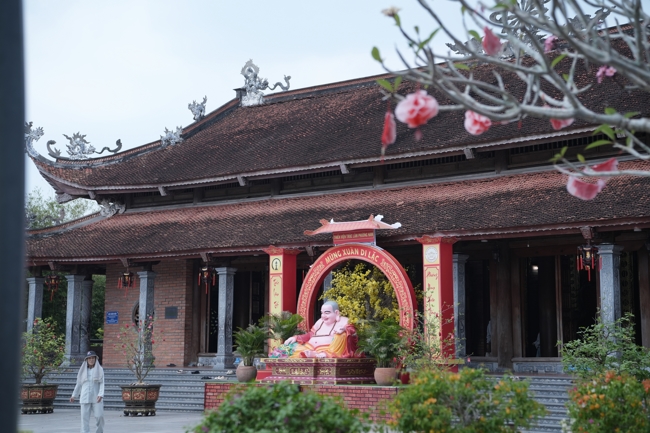 Chuyến hành hương đầu năm Bính Ngọ của Phật tử công quả nội tự chùa Hoằng Pháp