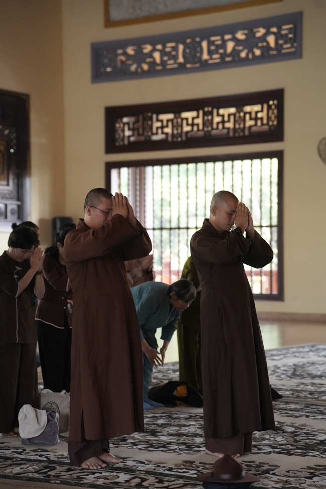 Chuyến hành hương đầu năm Bính Ngọ của Phật tử công quả nội tự chùa Hoằng Pháp