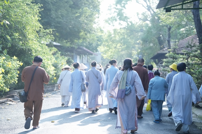 Chuyến hành hương đầu năm Bính Ngọ của Phật tử công quả nội tự chùa Hoằng Pháp