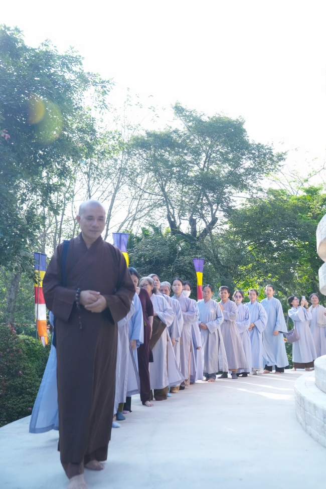 Chuyến hành hương đầu năm Bính Ngọ của Phật tử công quả nội tự chùa Hoằng Pháp