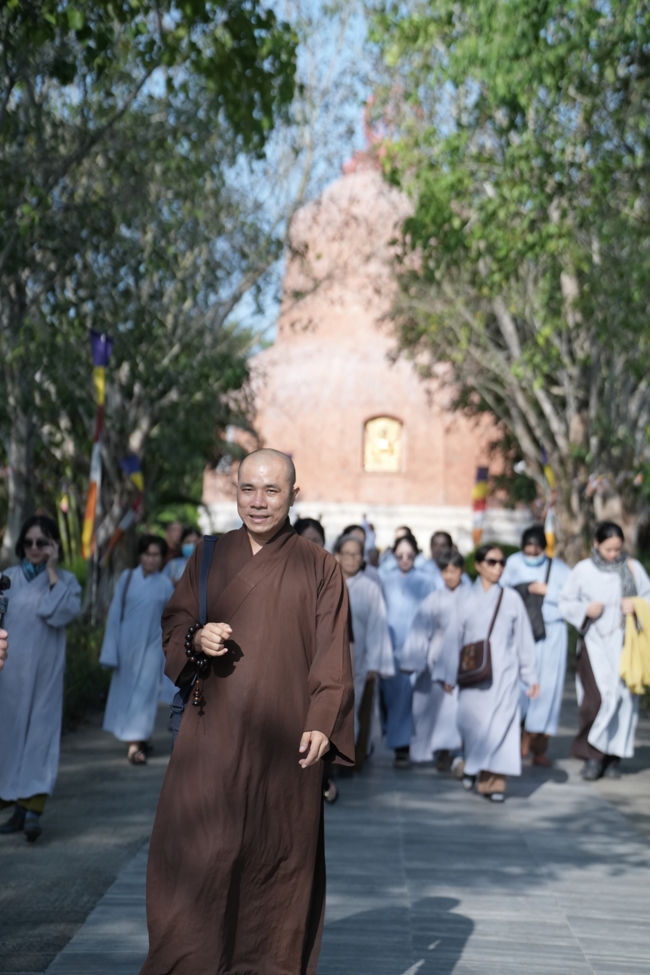 Chuyến hành hương đầu năm Bính Ngọ của Phật tử công quả nội tự chùa Hoằng Pháp