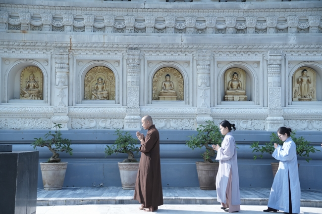 Chuyến hành hương đầu năm Bính Ngọ của Phật tử công quả nội tự chùa Hoằng Pháp