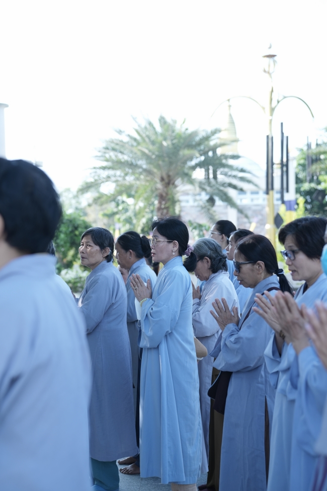 Chuyến hành hương đầu năm Bính Ngọ của Phật tử công quả nội tự chùa Hoằng Pháp