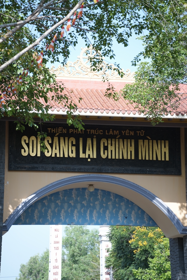 Chuyến hành hương đầu năm Bính Ngọ của Phật tử công quả nội tự chùa Hoằng Pháp