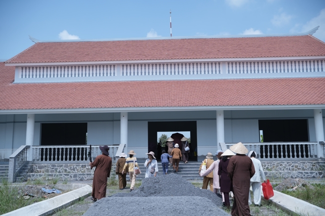 Chuyến hành hương đầu năm Bính Ngọ của Phật tử công quả nội tự chùa Hoằng Pháp