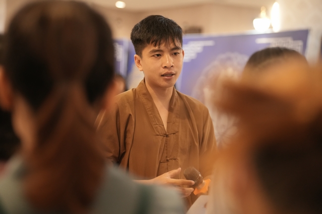 The 1st Three-Jewel Refuge ceremony in 2026 at Hoang Phap pagoda