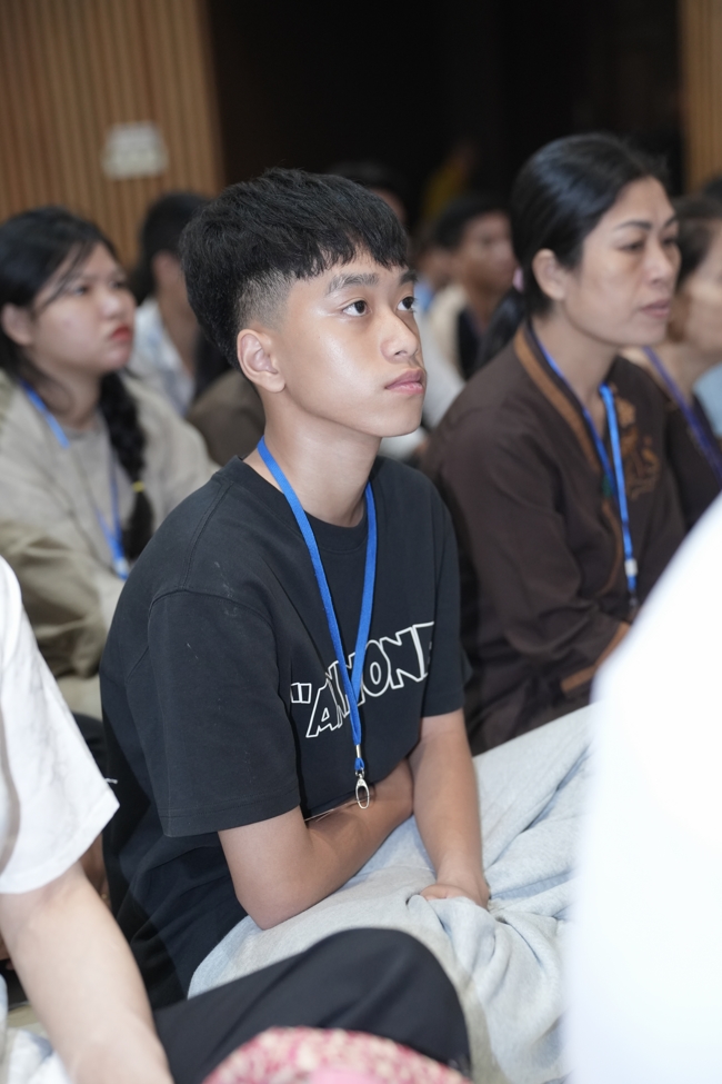 The 1st Three-Jewel Refuge ceremony in 2026 at Hoang Phap pagoda
