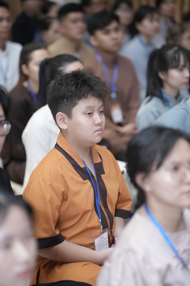 The 1st Three-Jewel Refuge ceremony in 2026 at Hoang Phap pagoda