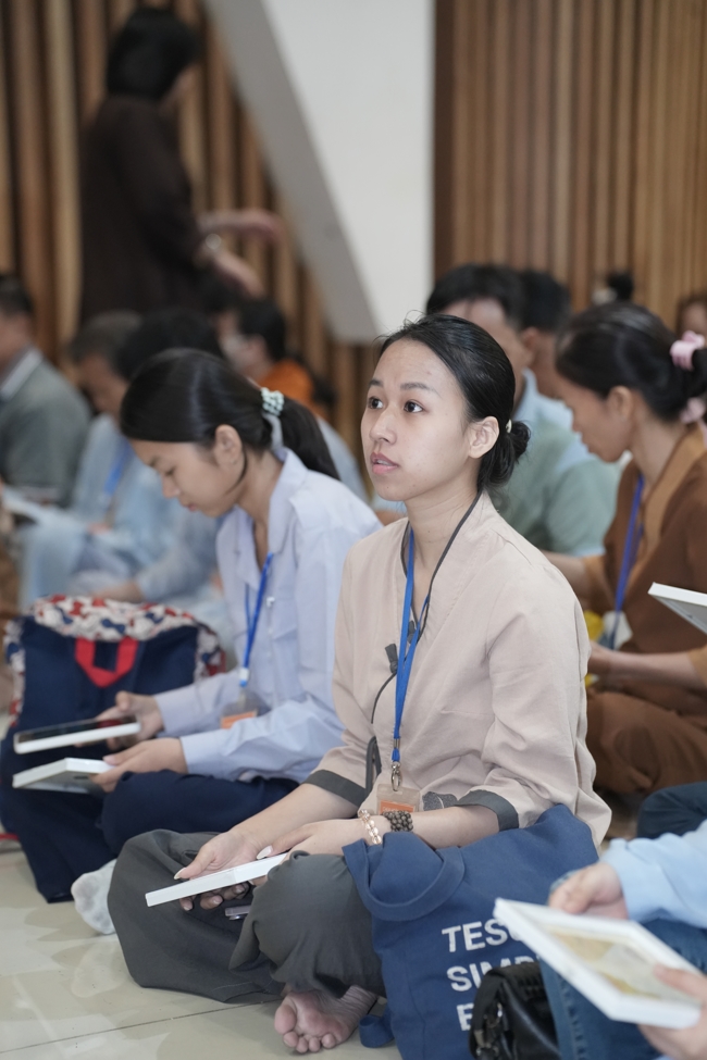 The 1st Three-Jewel Refuge ceremony in 2026 at Hoang Phap pagoda