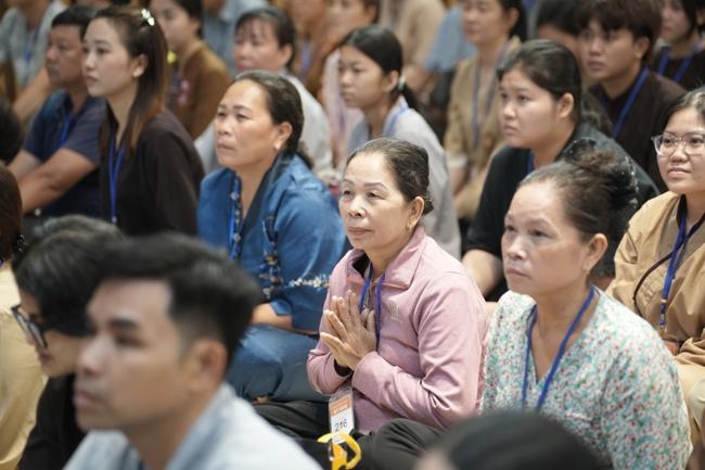 The 1st Three-Jewel Refuge ceremony in 2026 at Hoang Phap pagoda