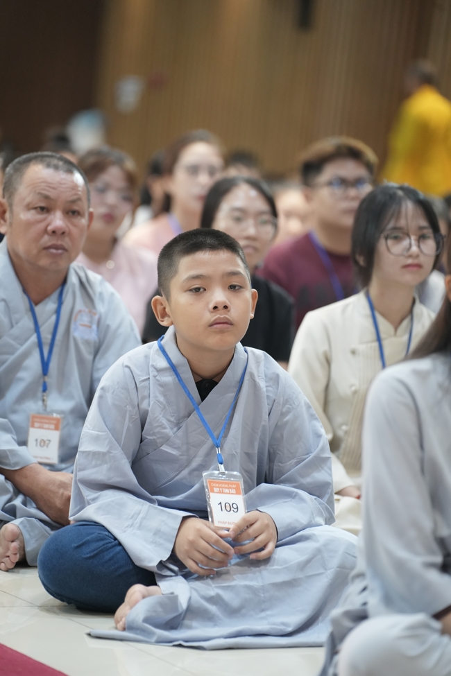 The 1st Three-Jewel Refuge ceremony in 2026 at Hoang Phap pagoda