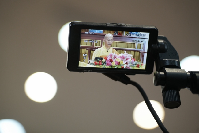 The 1st Three-Jewel Refuge ceremony in 2026 at Hoang Phap pagoda