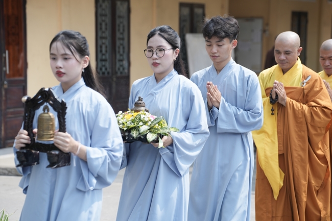 The 1st Three-Jewel Refuge ceremony in 2026 at Hoang Phap pagoda