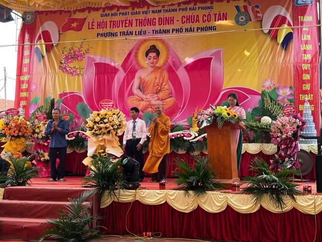 Lễ hội Đình - chùa Cổ Tân (TP. Hải Phòng).