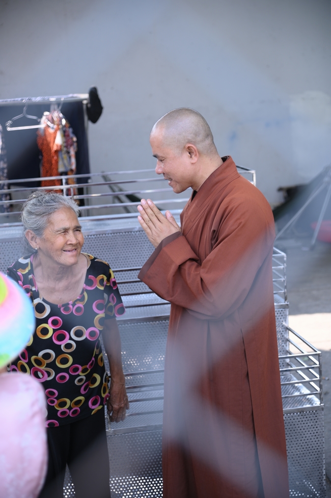 Chương trình từ thiện “Phương tiện nghĩa tình”.