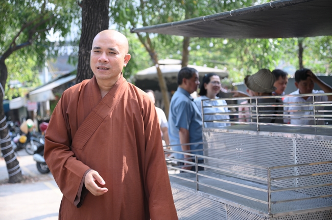 Chương trình từ thiện “Phương tiện nghĩa tình”.