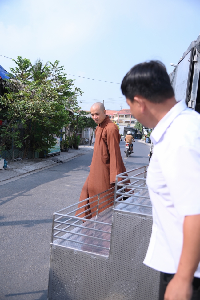 Chương trình từ thiện “Phương tiện nghĩa tình”.