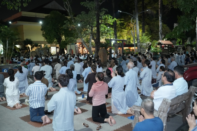 Repentance ceremony on Feb. 29th, year of the Horse at Hoang Phap pagoda
