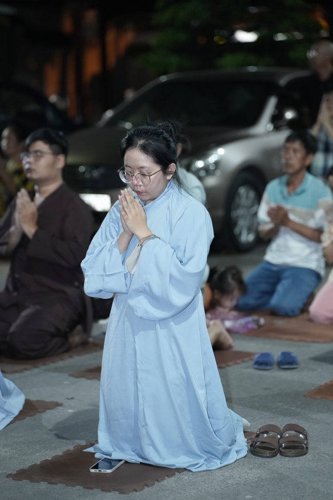 Repentance ceremony on Feb. 29th, year of the Horse at Hoang Phap pagoda