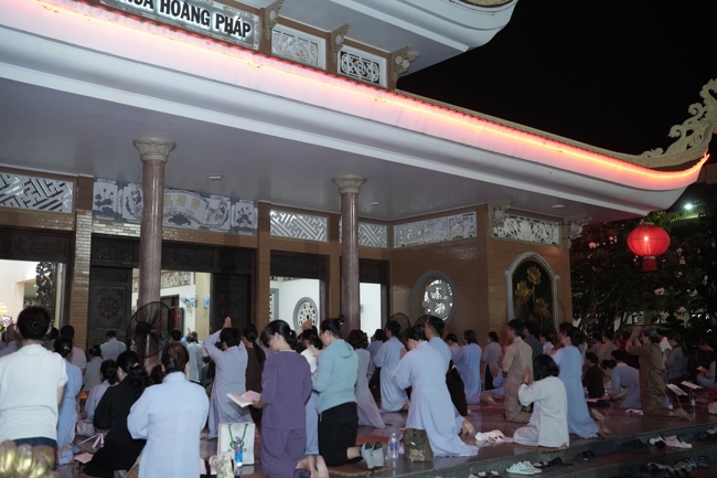 Repentance ceremony on Feb. 29th, year of the Horse at Hoang Phap pagoda