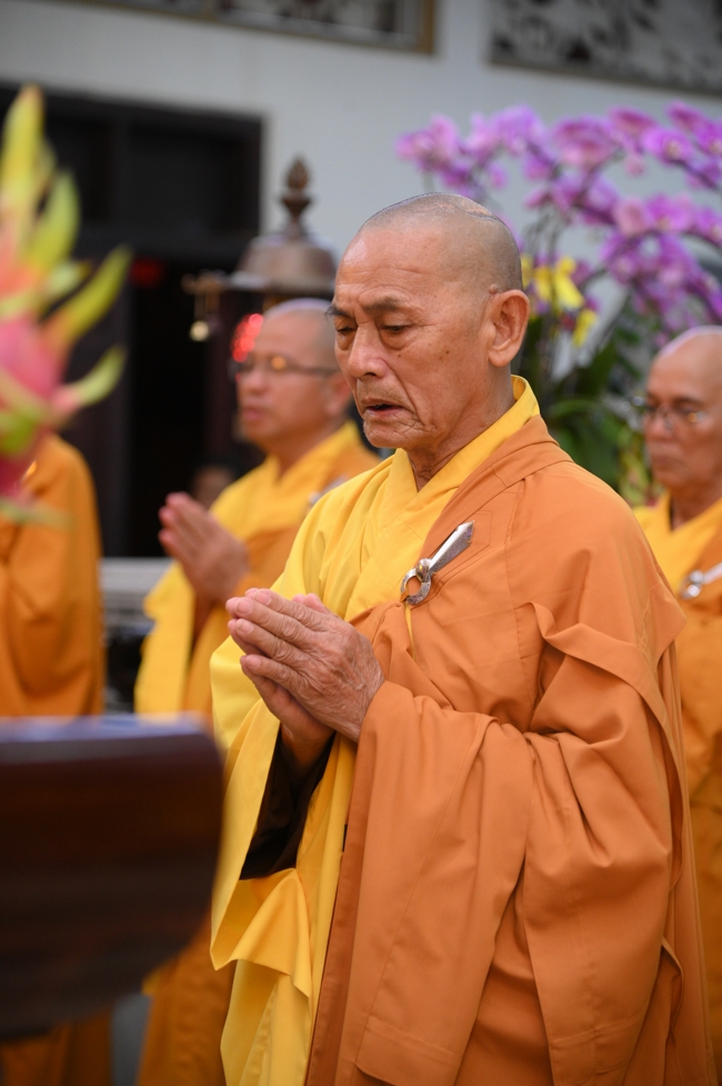 Repentance ceremony on Feb. 29th, year of the Horse at Hoang Phap pagoda