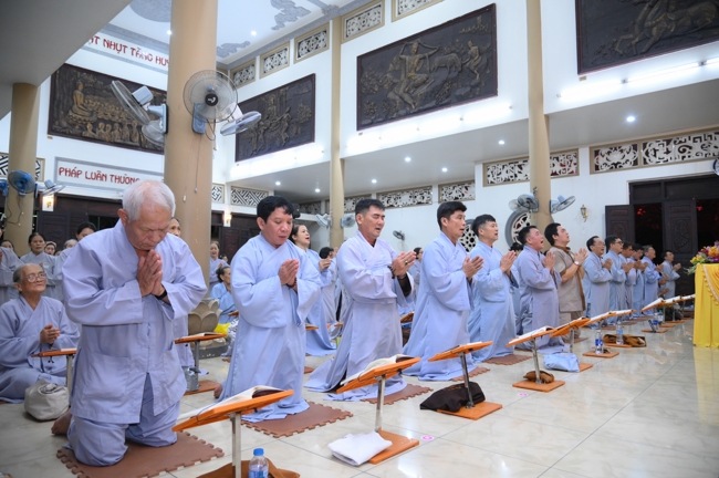 Repentance ceremony on Feb. 29th, year of the Horse at Hoang Phap pagoda